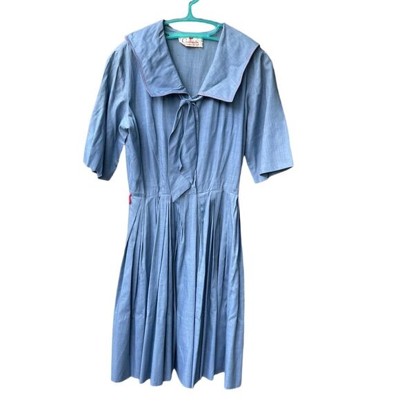 Countrywise Macshore Classics vintage Midcentury dress in chambray blue. Size 11 - Picture 1 of 9